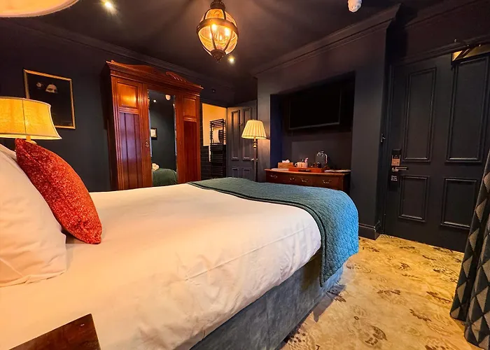 Hotel Clementine, BW Premier Collection